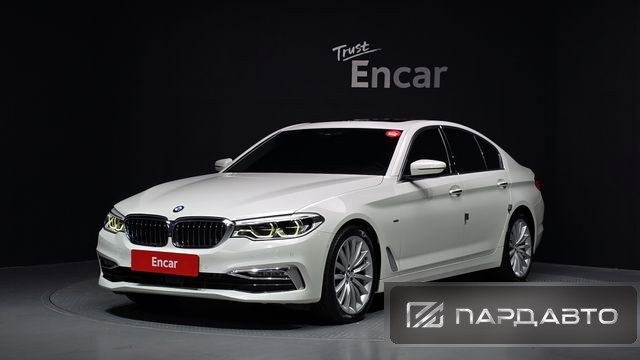 BMW 5 Series (G30)