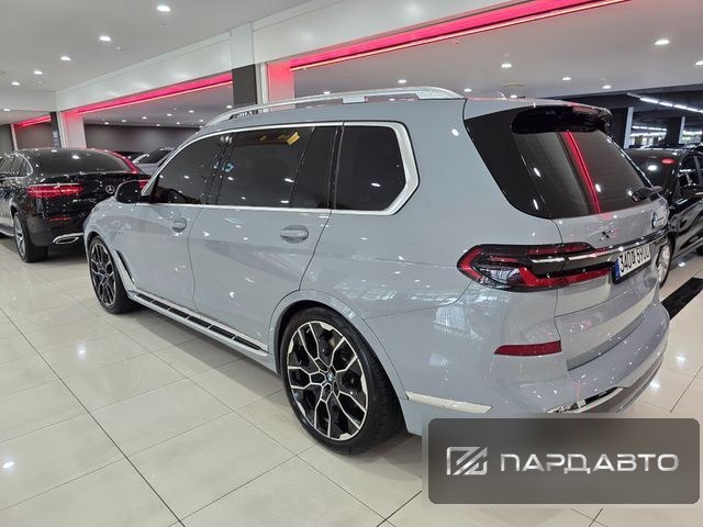 BMW X7 (G07)