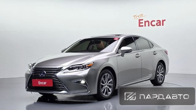 Lexus ES300h (XV60)