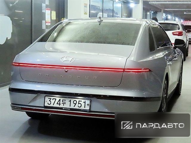 Hyundai Grandeur (GN7)