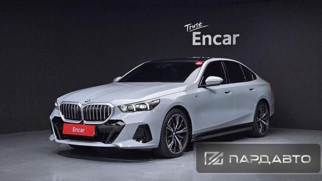 BMW 5 Series (G60)