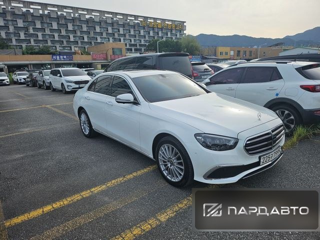 Mercedes-Benz E-Class (W213)