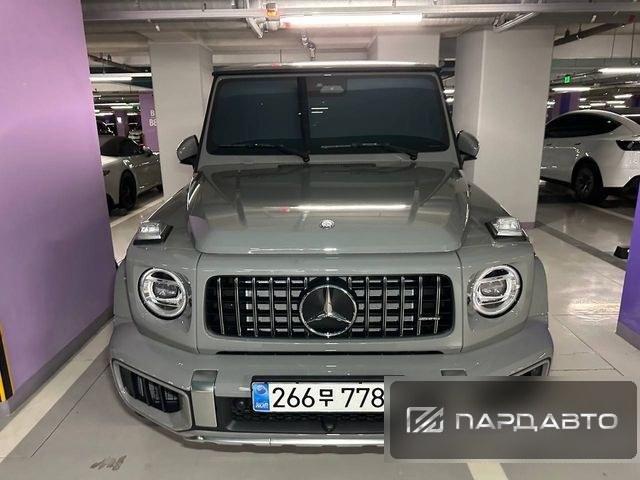 Mercedes-Benz G-Class (W465)