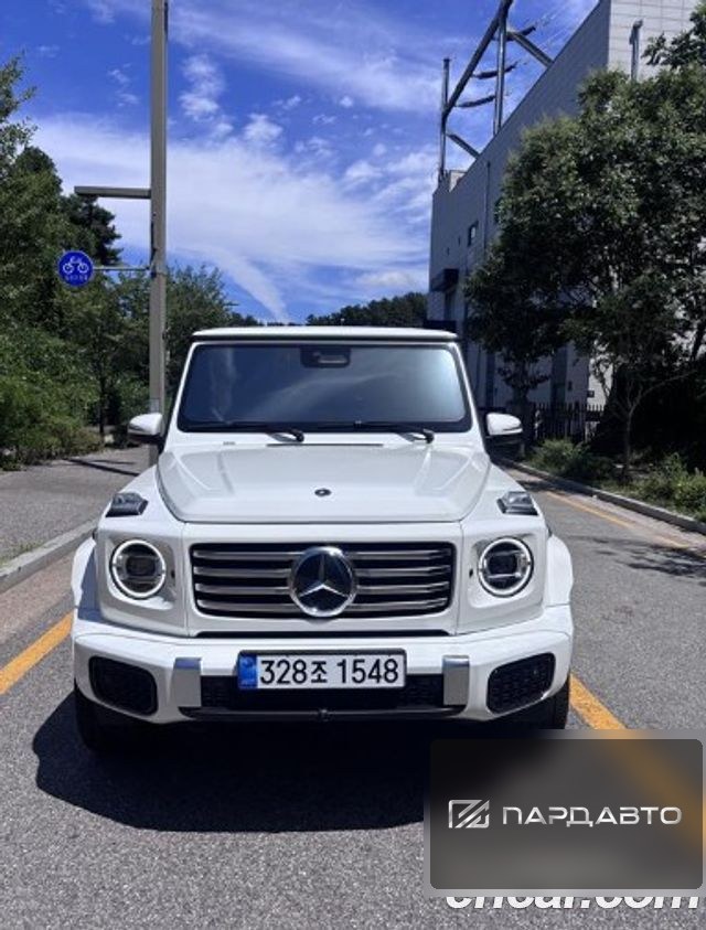 Mercedes-Benz G-Class (W465)