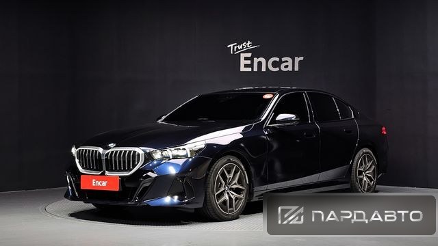 BMW 5 Series (G60)