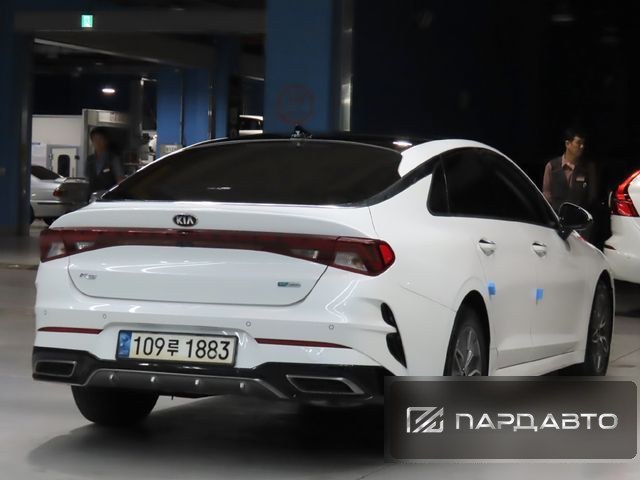 Kia K5 (DL3)