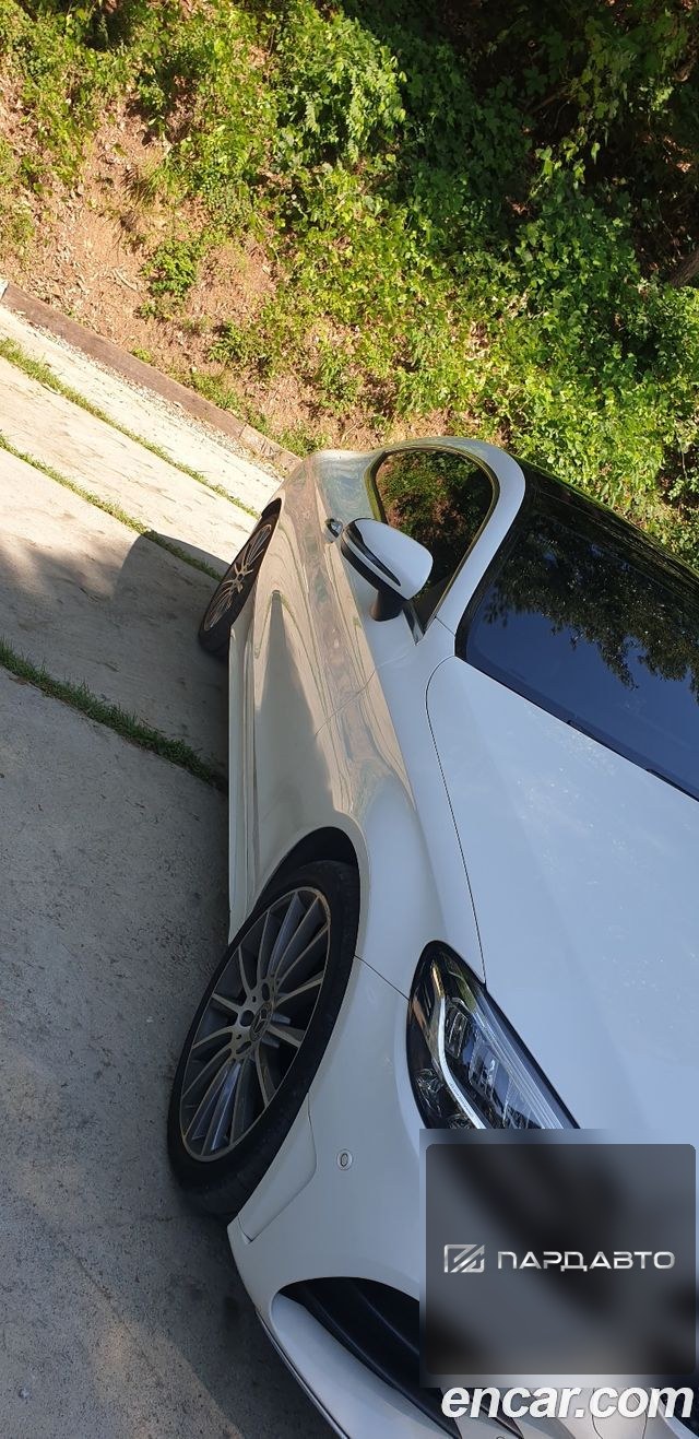 Mercedes-Benz C-Class (W205)