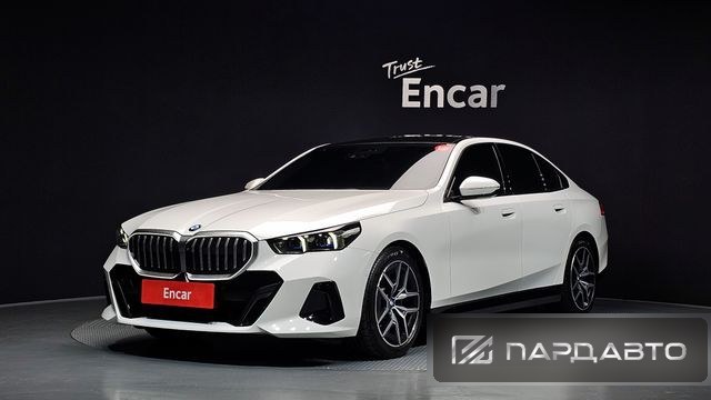 BMW 5 Series (G60)