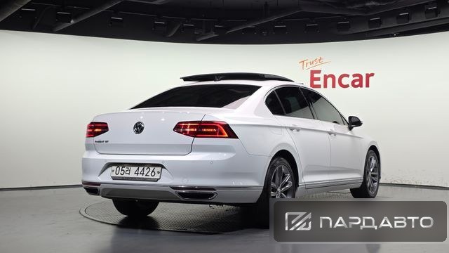 Volkswagen Passat GT (B8)