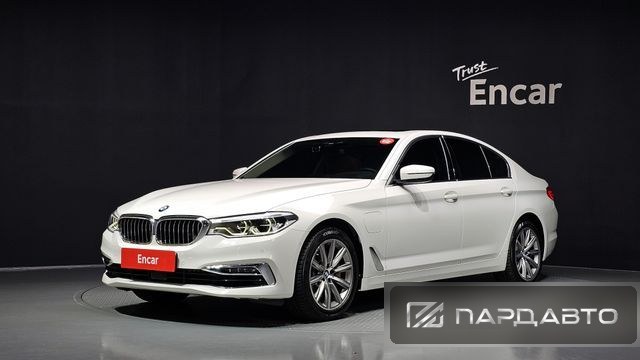 BMW 5 Series (G30)