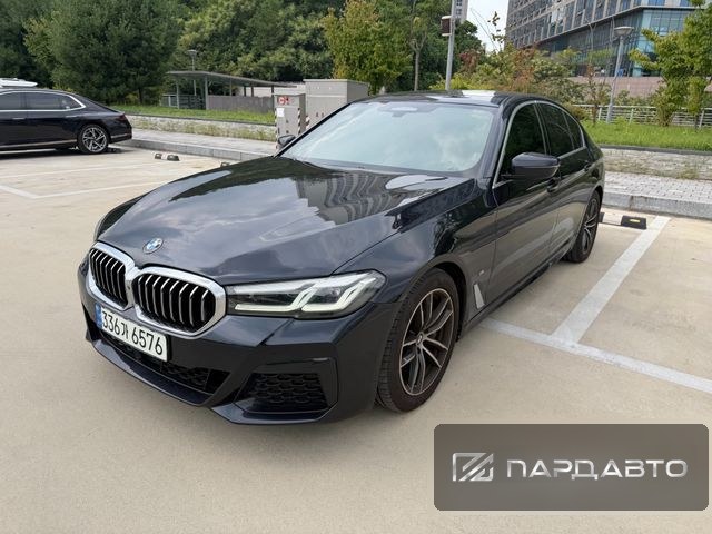 BMW 5 Series (G30)