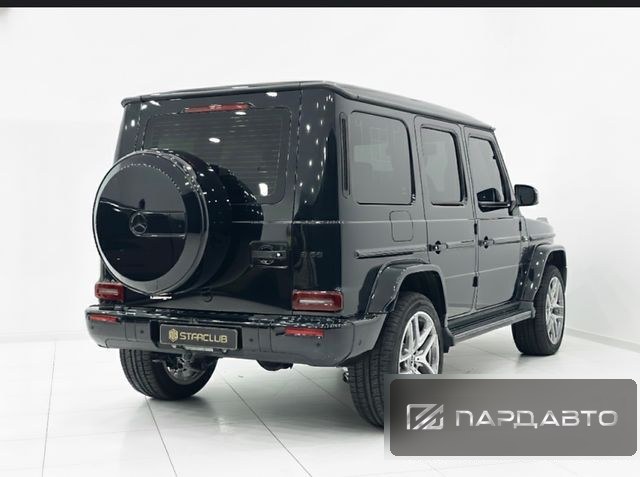 Mercedes-Benz G-Class (W465)