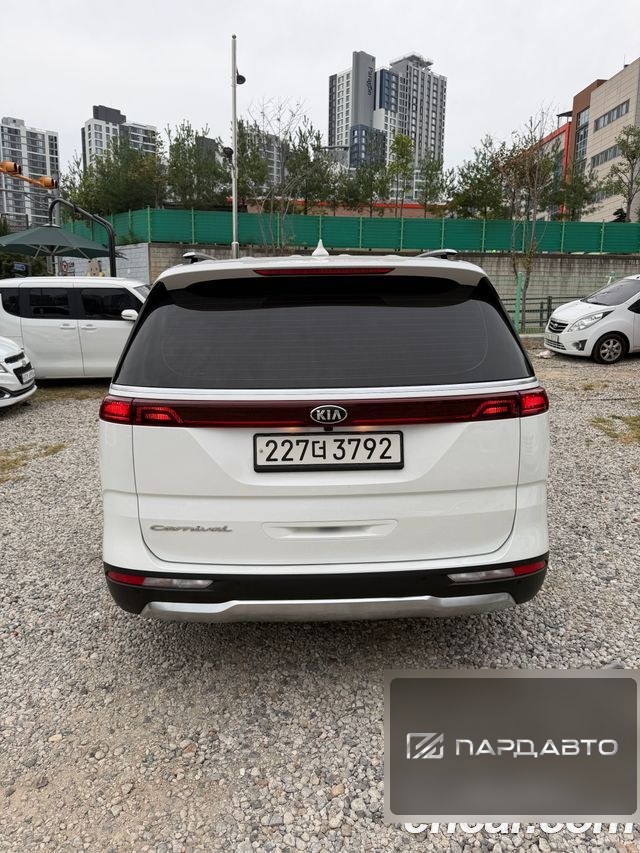 Kia Carnival (KA4)