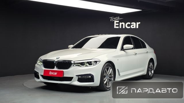 BMW 5 Series (G30)