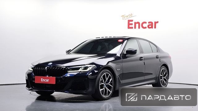 BMW 5 Series (G30)
