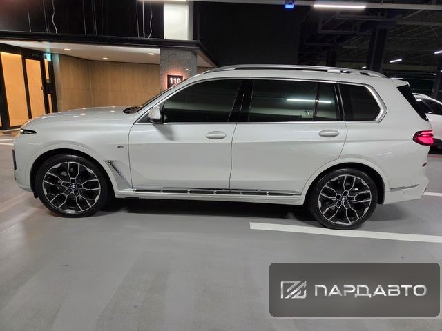 BMW X7 (G07)