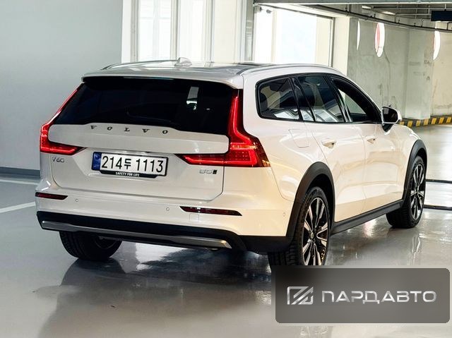 Volvo V60 Cross Country