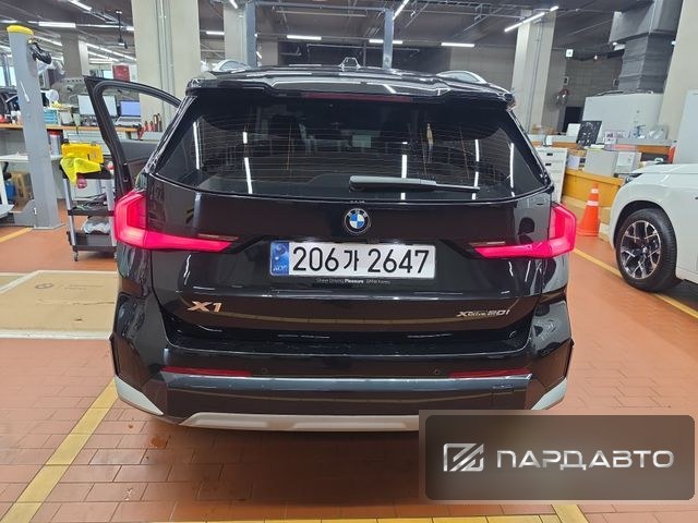 BMW X1 (U11)