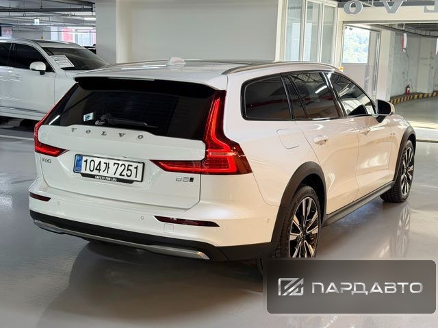 Volvo V60 Cross Country