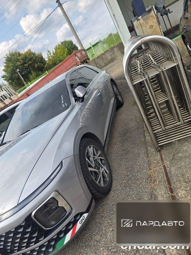 Hyundai Grandeur (GN7)