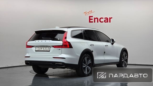 Volvo V60 Cross Country