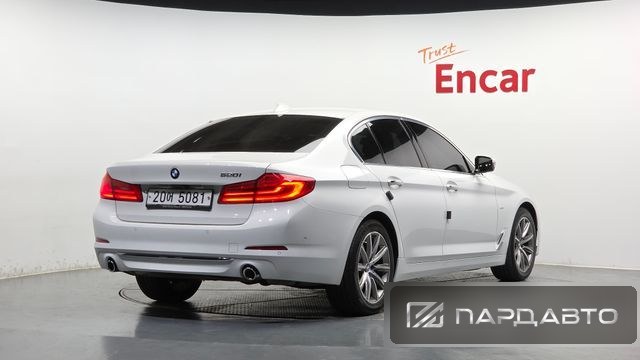 BMW 5 Series (G30)