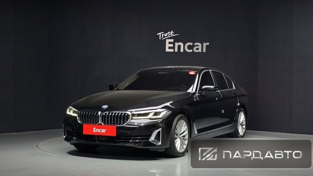 BMW 5 Series (G30)