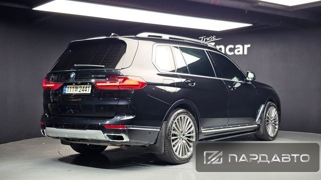 BMW X7 (G07)