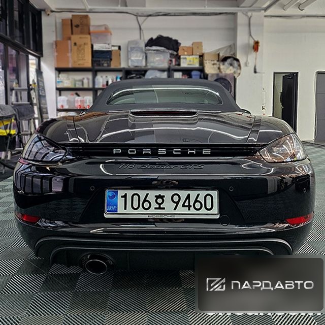 Porsche 718 Boxster