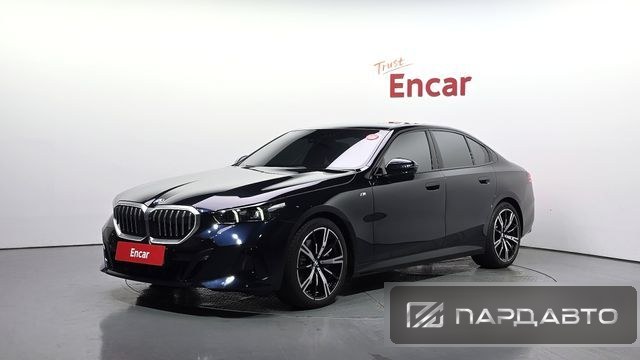 BMW 5 Series (G60)