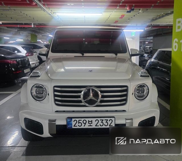 Mercedes-Benz G-Class (W465)