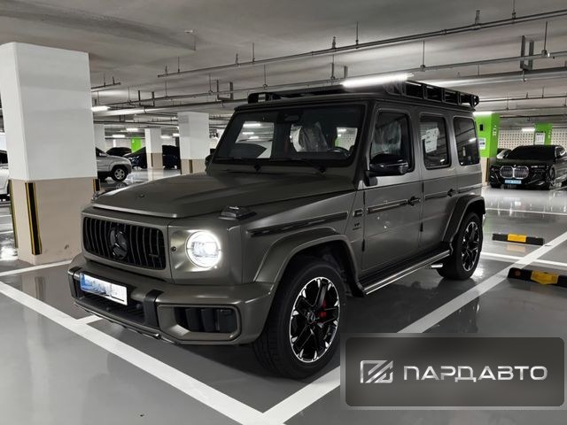 Mercedes-Benz G-Class (W465)