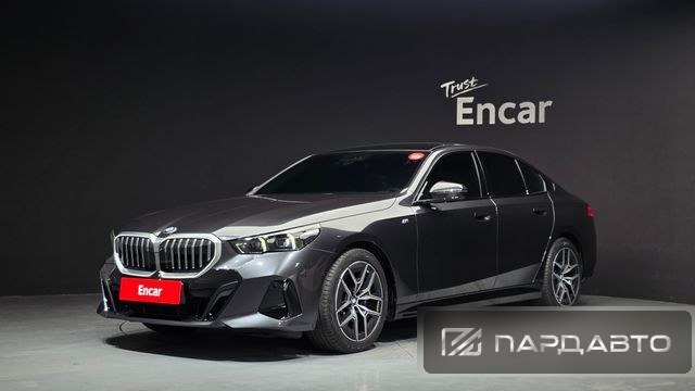BMW 5 Series (G60)