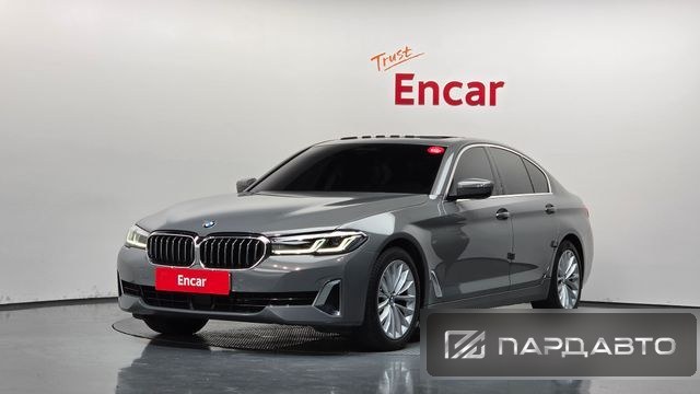 BMW 5 Series (G30)
