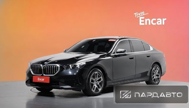 BMW 5 Series (G60)