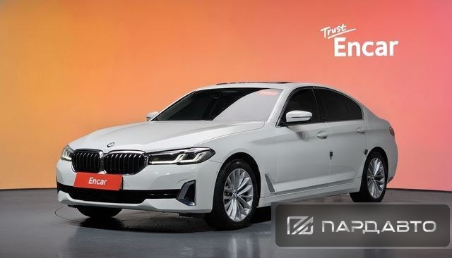 BMW 5 Series (G30)