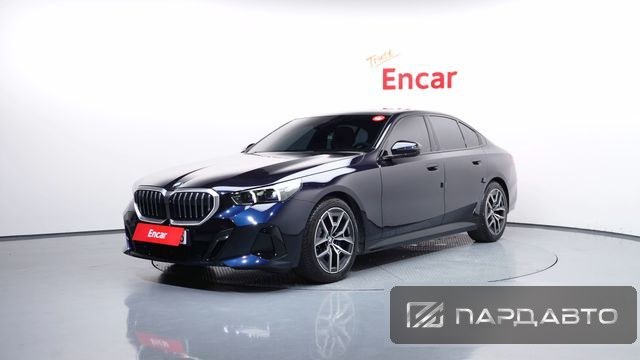 BMW 5 Series (G60)