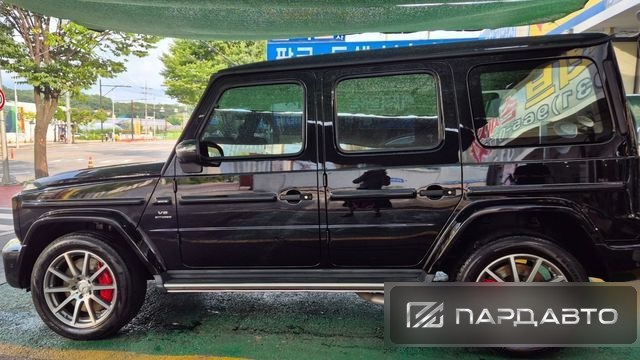 Mercedes-Benz G-Class (W463b)