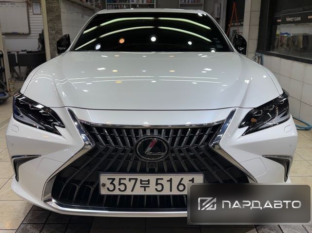 Lexus ES300h