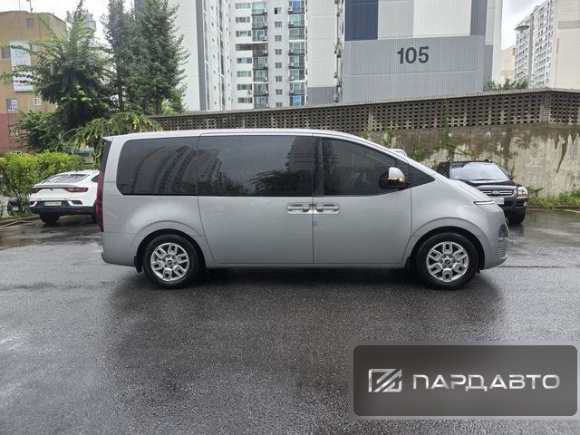 Hyundai Staria (US4)