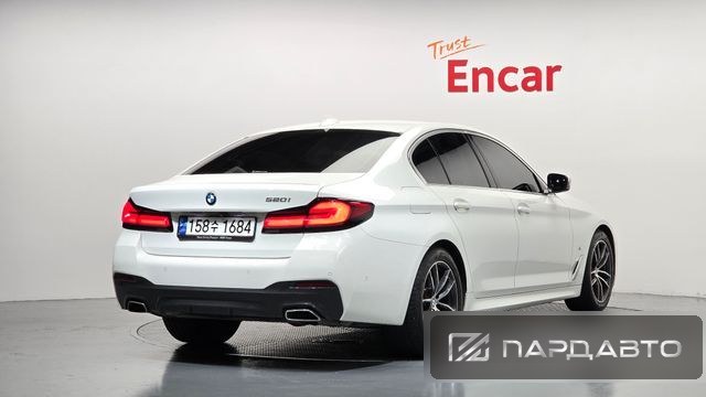 BMW 5 Series (G30)