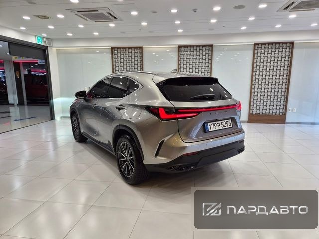 Lexus NX450h+