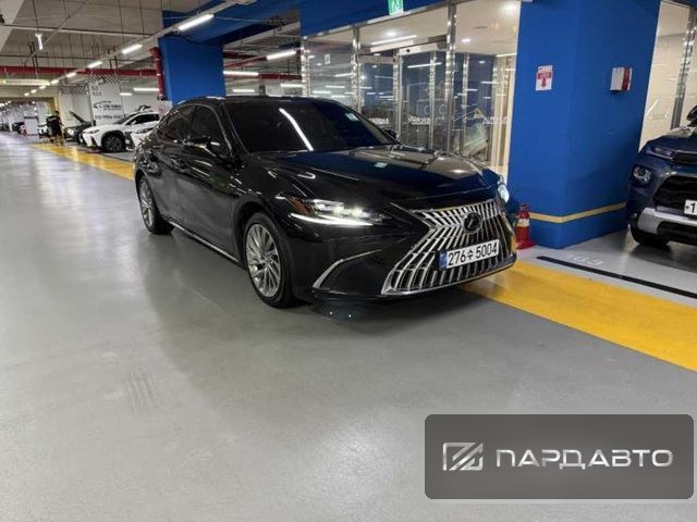 Lexus ES300h
