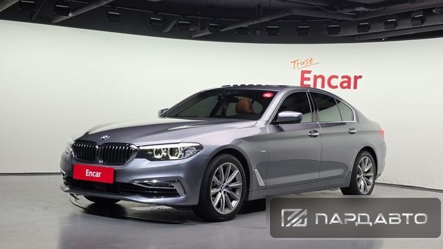 BMW 5 Series (G30)