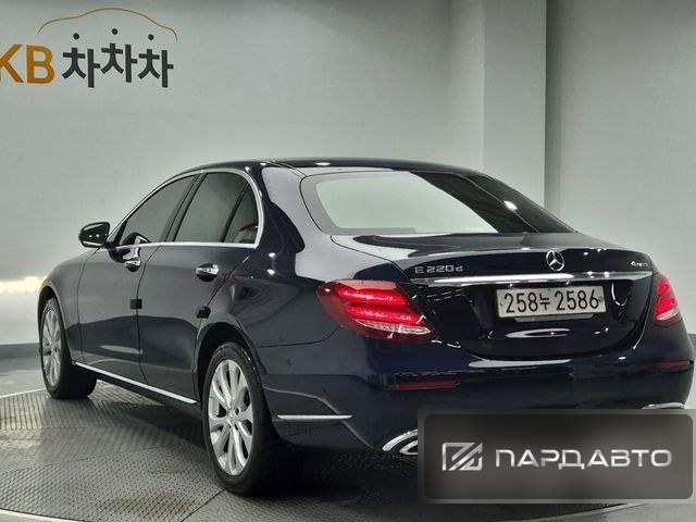 Mercedes-Benz E-Class (W213)