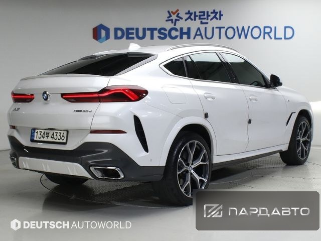 BMW X6 (G06)