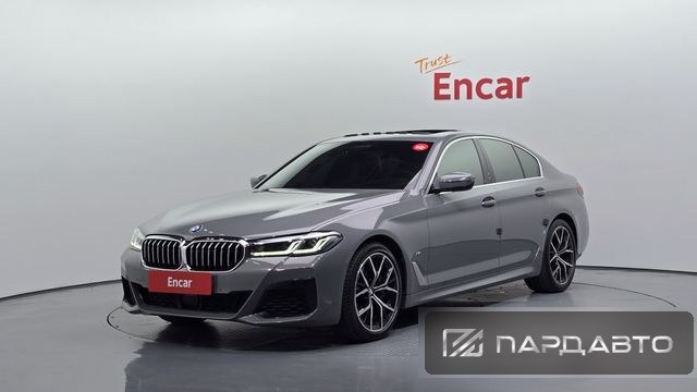 BMW 5 Series (G30)
