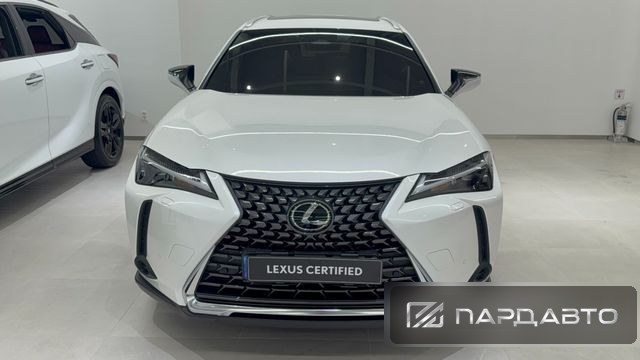 Lexus UX300h