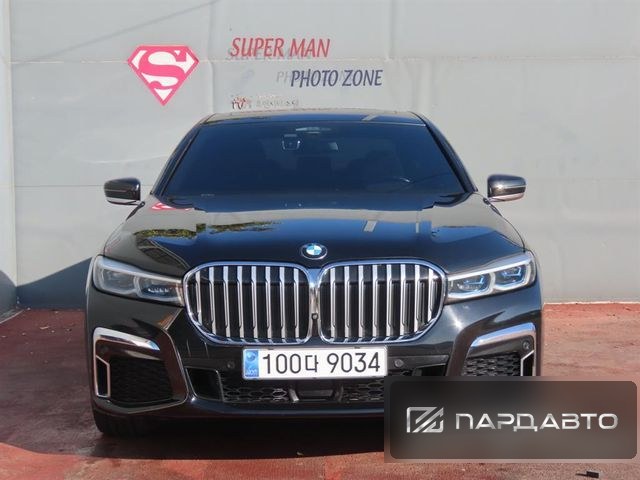 BMW 7 Series (G11)