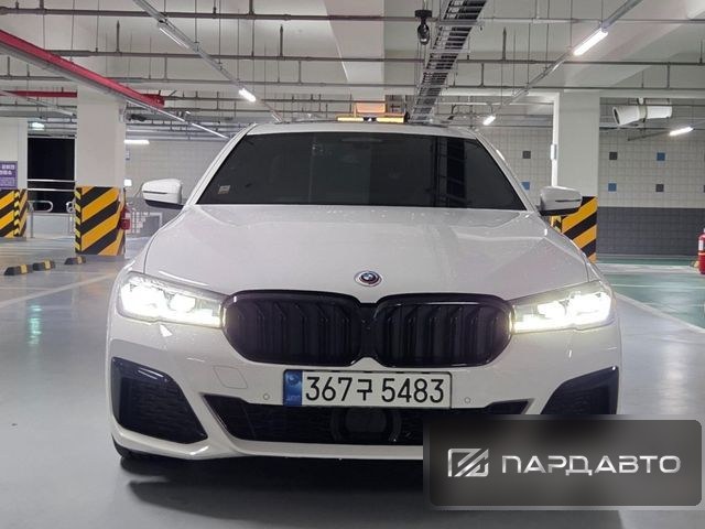 BMW 5 Series (G30)